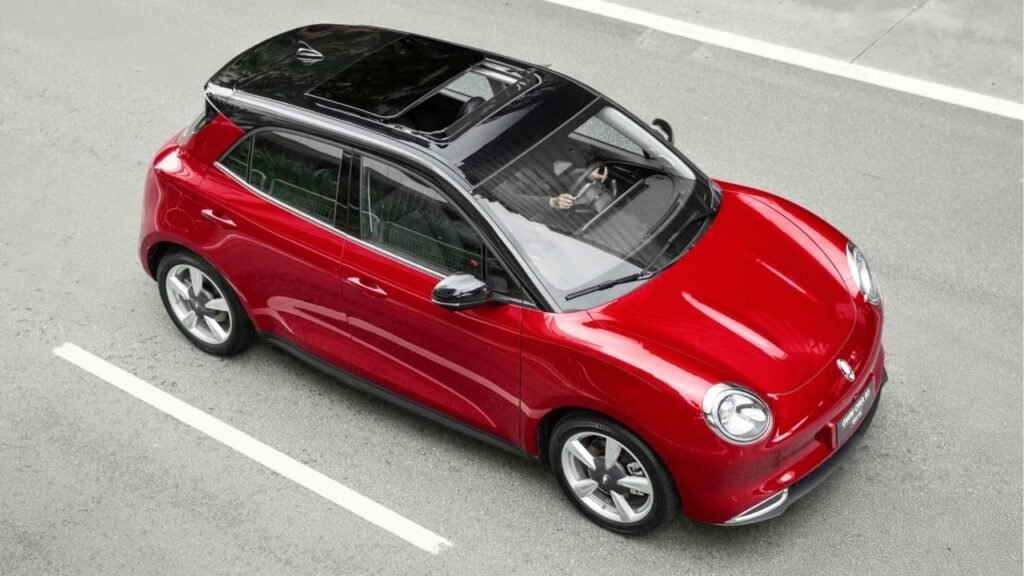 Novo GWM Ora 03 tem nova versão para linha 2026 com autonomia de até 315 km e preço de R$ 169.000