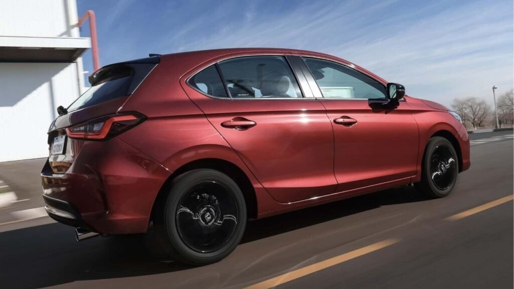 Honda City Touring Sport 2026 chega com visual mais agressivo e preços partem de R$ 152.800