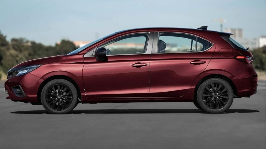 Honda City Touring Sport 2026 chega com visual mais agressivo e preços partem de R$ 152.800