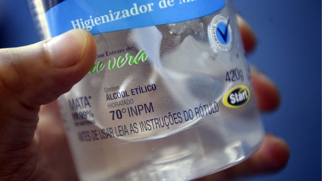 O produto de limpeza que foi proibido pela Anvisa em todo o Brasil