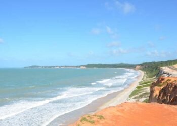 Essa cidade do Nordeste está entre as mais bonitas do país e atrai turistas do ano todo