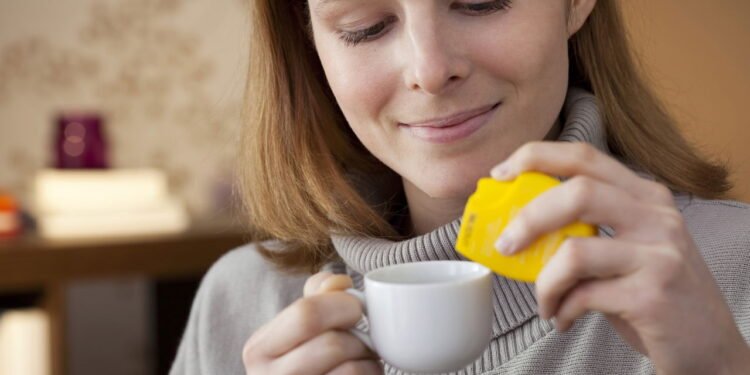 Perigos ocultos dos adoçantes artificiais e alternativas naturais seguras