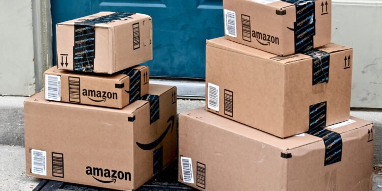 Nova política de devoluções na Amazon traz benefícios para seus clientes