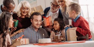 Bolo tamanho família que fica fofinho e rende bastante