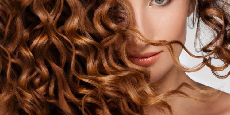 5 ativos que revolucionam o cuidado com cabelos crespos e cacheados