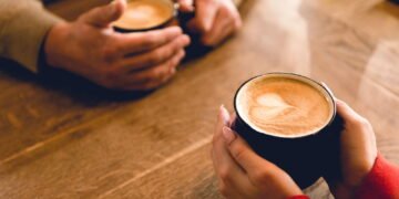 Para a felicidade de muitos, finalmente caiu o preço do café!