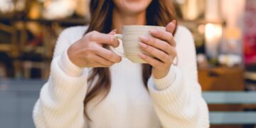 Os melhores alimentos para eliminar retenção de líquidos e desinchar rápido