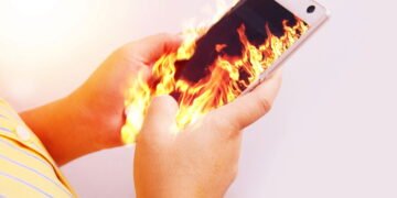 Os melhores truques para resfriar rapidamente seu telefone quando ele superaquecer