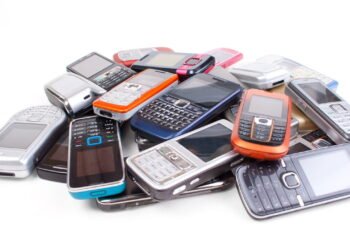 Vai jogar seu celular velho fora? Não faça isso, ele pode valer muito