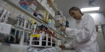 Autoridades de saúde alertam para ameaça de epidemia: ‘Estamos vendo um aumento preocupante’