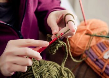 Artesãos explicam por que essa peça de crochê nunca sai de moda