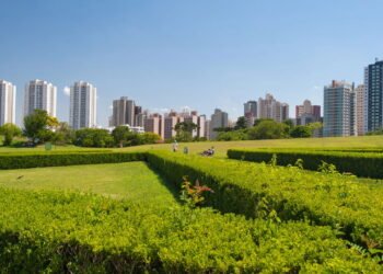 Essas cidades brasileiras se destacam por segurança alta e qualidade de vida real