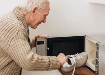 Professor revela o que pode aumentar o risco de demência em até 70%