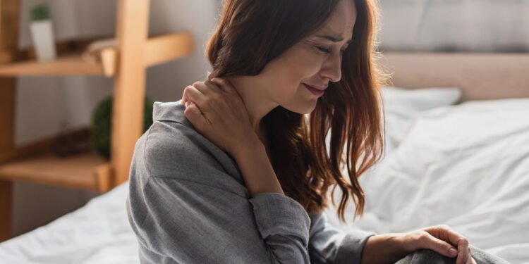 Por que ficamos em relações sem amor e como superar