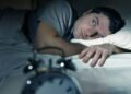 Dormir após as 22h