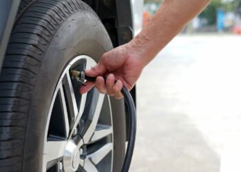 A importância da calibragem correta dos pneus para economia de combustível