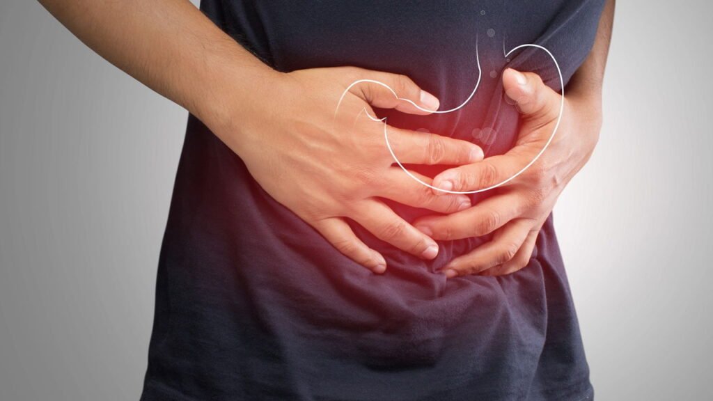 Saiba como diferenciar gastrite de uma simples indigestão e evite problemas sérios