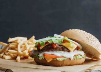 Receita de hambúrguer artesanal que transforma qualquer refeição