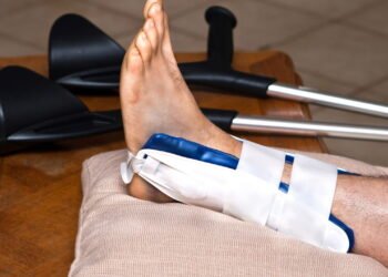 Entorse de tornozelo melhora mais rápido com fisioterapia iniciada no mesmo dia