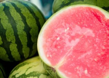 Como escolher uma melancia doce: dicas do nutricionista Matheus D’Avila