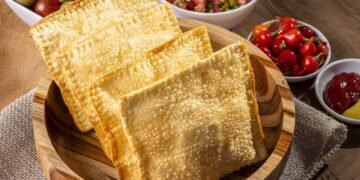 Versão de pastel feita com massa cozida viraliza