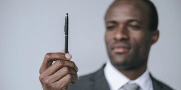 Um pequeno detalhe na caneta esferográfica volta a chamar atenção