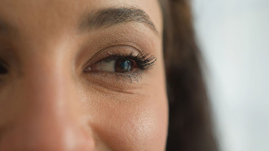 O que o piscar dos olhos revela sobre ansiedade e emoções escondidas