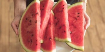 A fruta poderosa que auxilia na circulação e fortalece o sistema imunológico