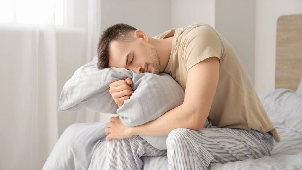 Dormir menos de seis horas afeta o cérebro e o metabolismo