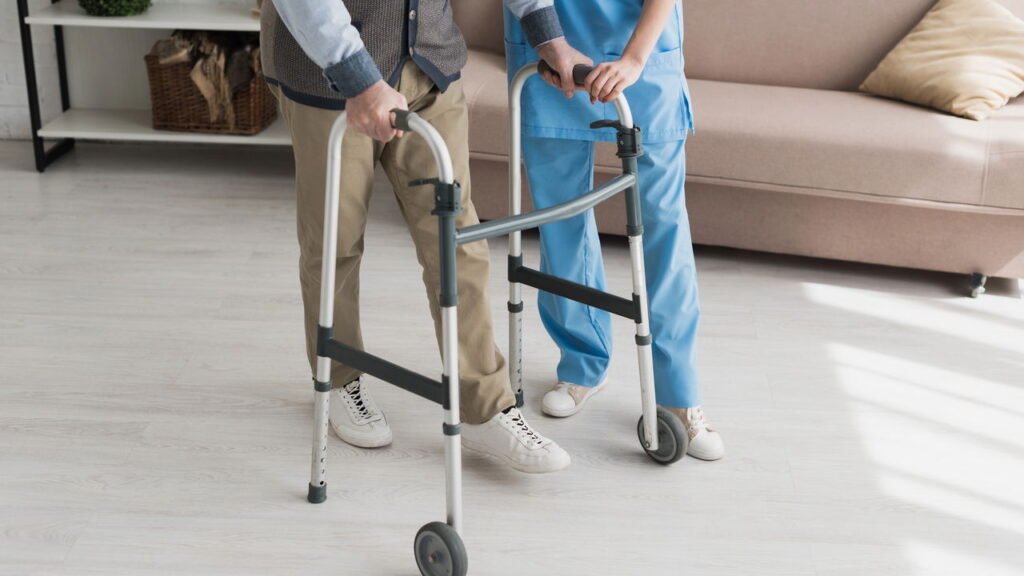 Reabilitação pós-AVC muda completamente a vida do paciente quando feita da forma certa