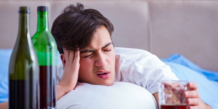 Ressaca - Créditos: depositphotos.com / Elnur_