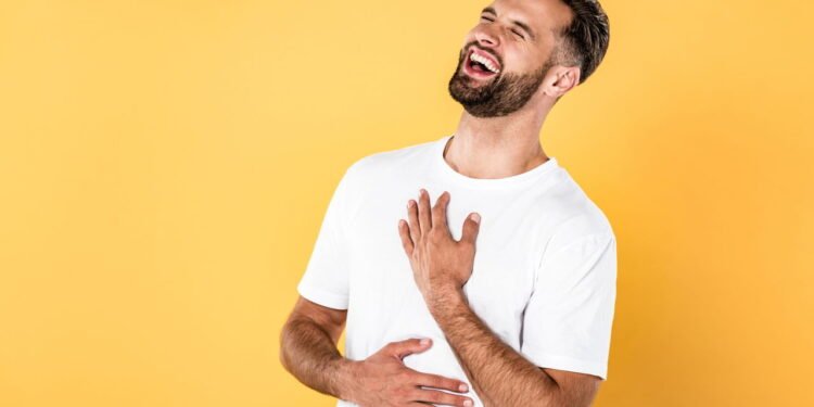 Por que rir mais fortalece o sistema imunológico