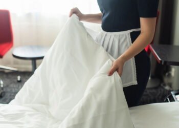 Trocar os lençóis toda semana pode ser um erro?