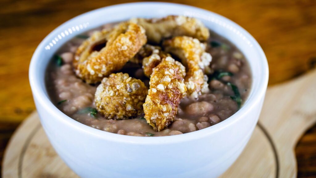 Como preparar um tutu de feijão cremoso e cheio de sabor