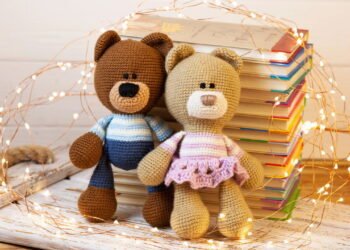 Amigurumi de ursinho transforma fios em um presente cheio de afeto