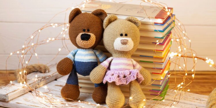 Amigurumi de ursinho transforma fios em um presente cheio de afeto