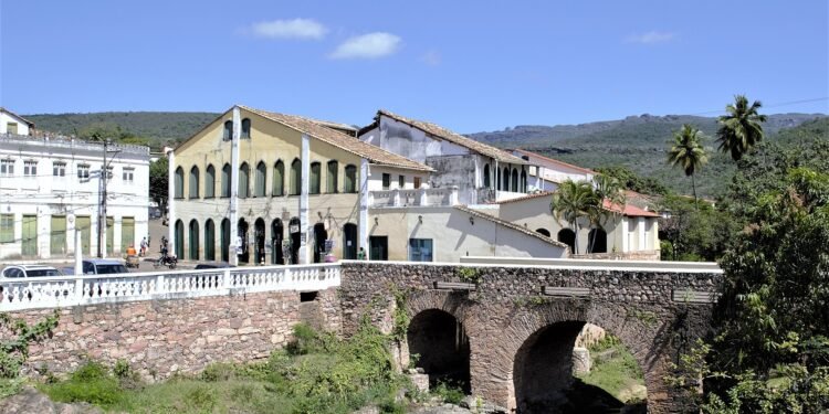 Essa cidade baiana é porta de entrada para as trilhas da Chapada Diamantina