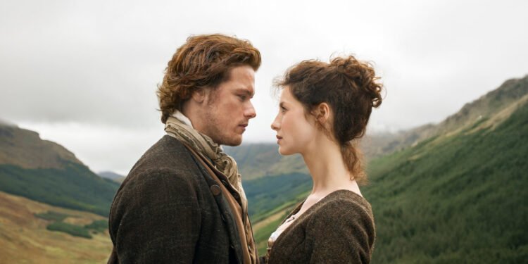 Última temporada de Outlander promete encerrar saga com emoção e coragem