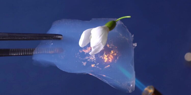 Esse material é feito de 99,8% de ar e está revolucionando a engenharia mundial