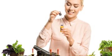 Aromaterapia com alecrim melhora memória e espanta o cansaço