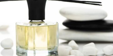 Como usar aromatizadores naturais e evitar químicos em casa