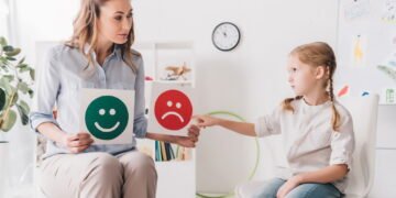 Sinais de autismo em adultos que passam despercebidos