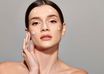 A rotina noturna que está rejuvenescendo milhares de mulheres