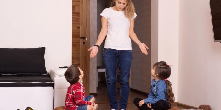 A psicologia explica como a bagunça em casa pesa na mente e gera estresse