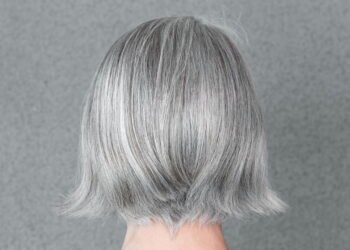 O segredo do vinagre de maçã nos cabelos brancos que ninguém te contou