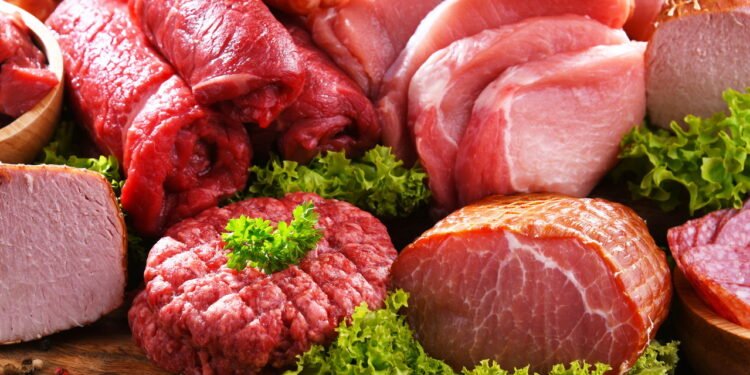 O que acontece no corpo quando você para de comer carne vermelha