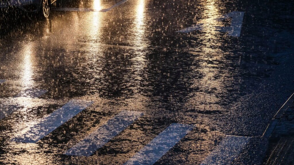 Previsão de chuvas intensas em outubro deixa esses estados em alerta