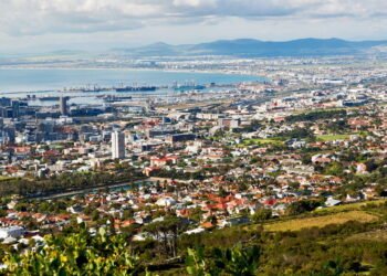 O destino mais completo da África para quem ama natureza e cultura