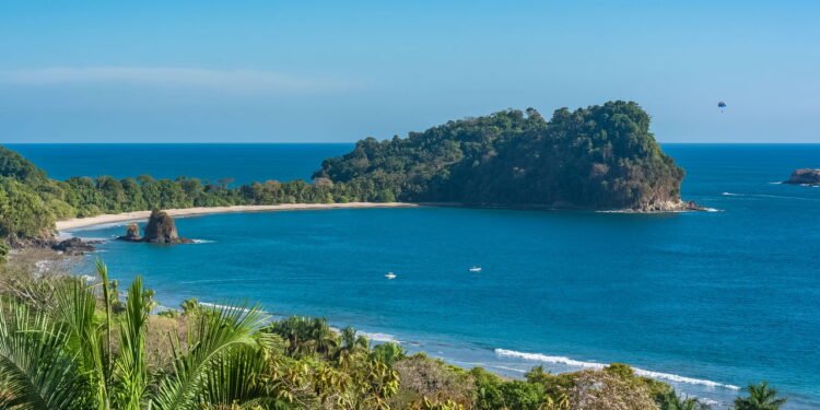 Praia Manuel Antonio na Costa Rica - Créditos: depositphotos.com / pascalegueret