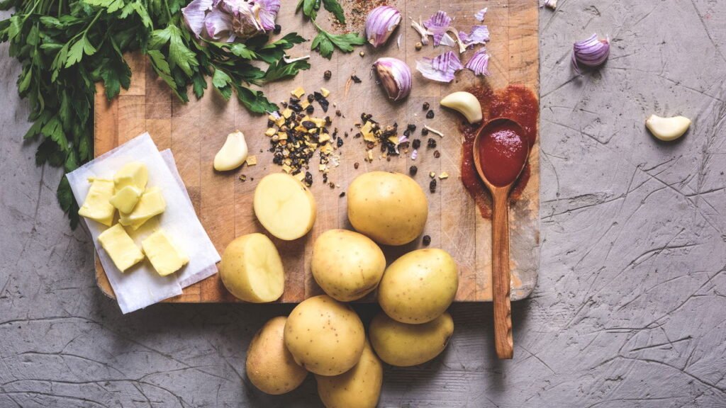 O jeito certo de preparar batatas sem perder nutrientes